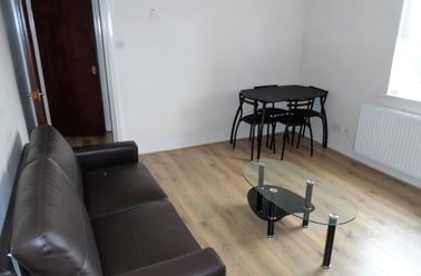 Portland crescent, Victoria park, Manchester - Image 2